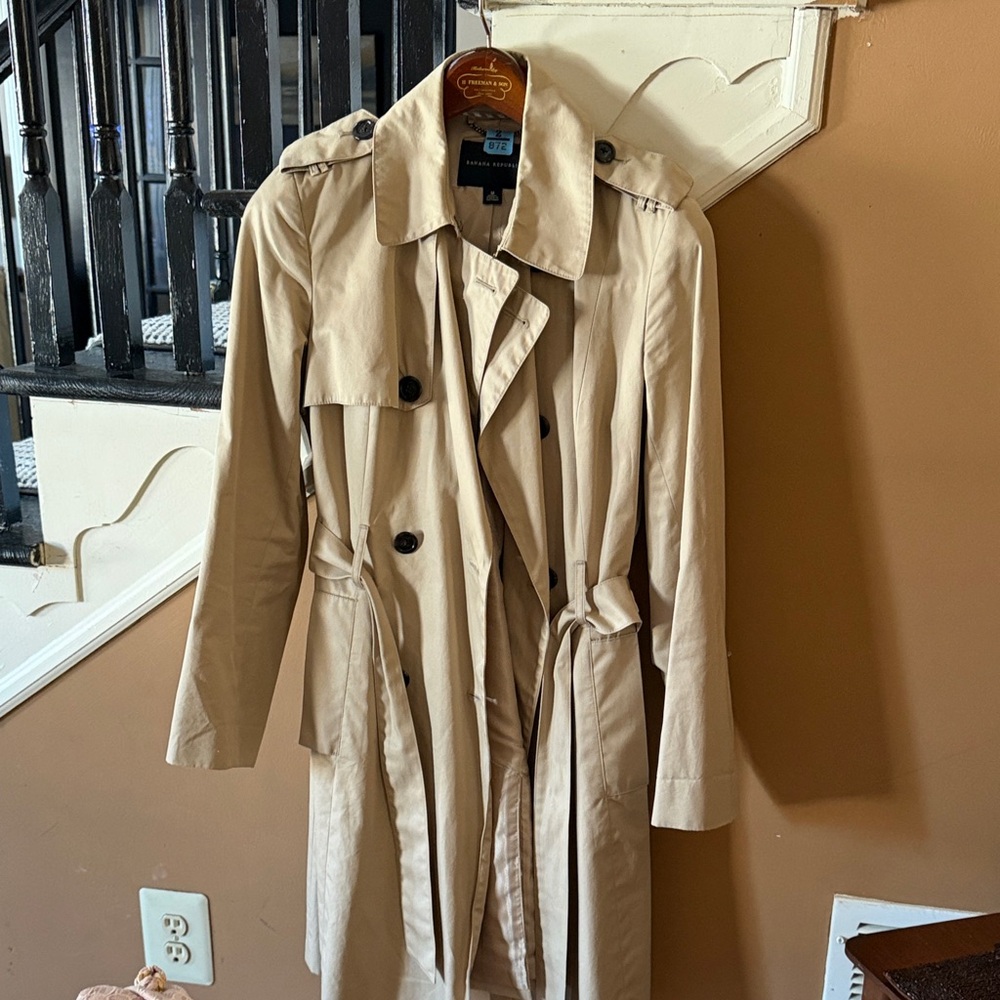 Banana Republic Beige Trench Coat